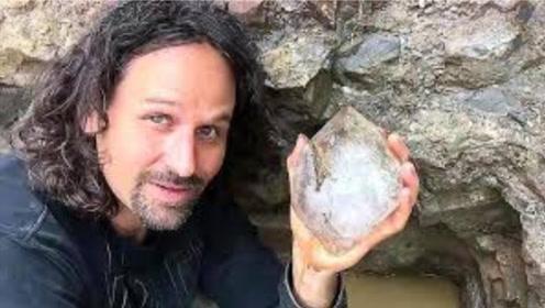 世界上最任性的矿区，已挖出钻石3万颗，对游客开放谁挖出就归谁
