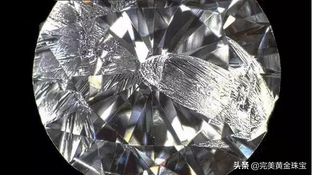 【珠宝知识】 再坚硬的钻石，也有一颗“玻璃心”