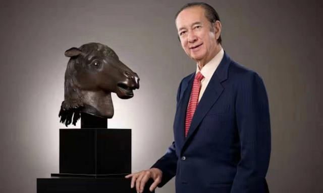 赌王四太真没白混：一颗钻石值7亿不算啥，108颗翡翠珠链价值更大