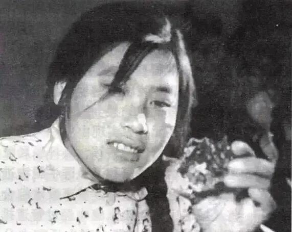 当年捡到价值10亿钻石的女孩,现在过的如何了...