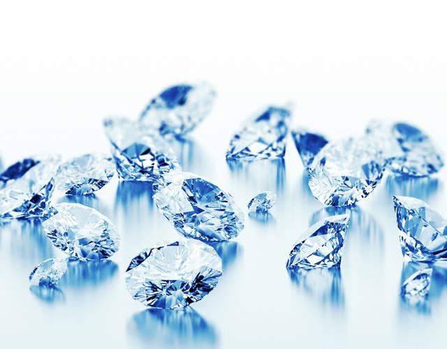 比特币VS黄金VS钻石，谁才是真正的“避险之王”？