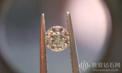 这两种钻石，价格再便宜也不要买