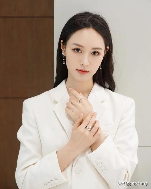 钻石恒久远，一颗永流传
