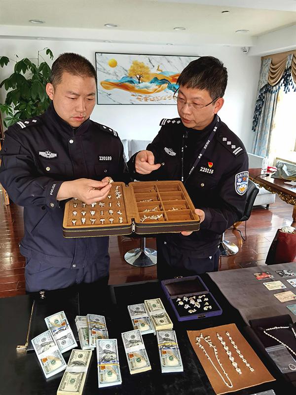 上海破获案值超4千万走私钻石案：境外网站交易，经香港中转