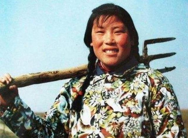 1977年山东姑娘捡到国宝级钻石，却无偿上交国家，如今怎样了？