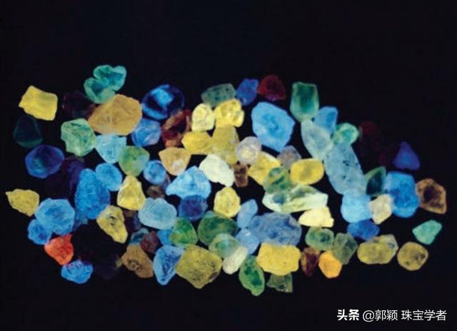荧光对钻石有什么影响？
